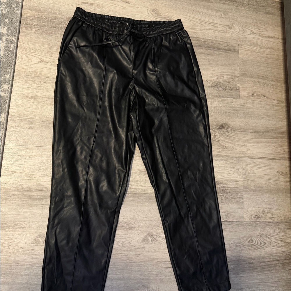 Nine West Women’s Sleek Leather Ankle Pants